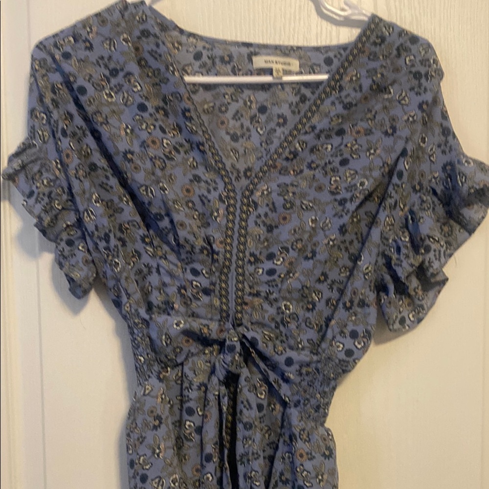 Blue Floral  shirt   Dressy with Ruffle Sleeves
